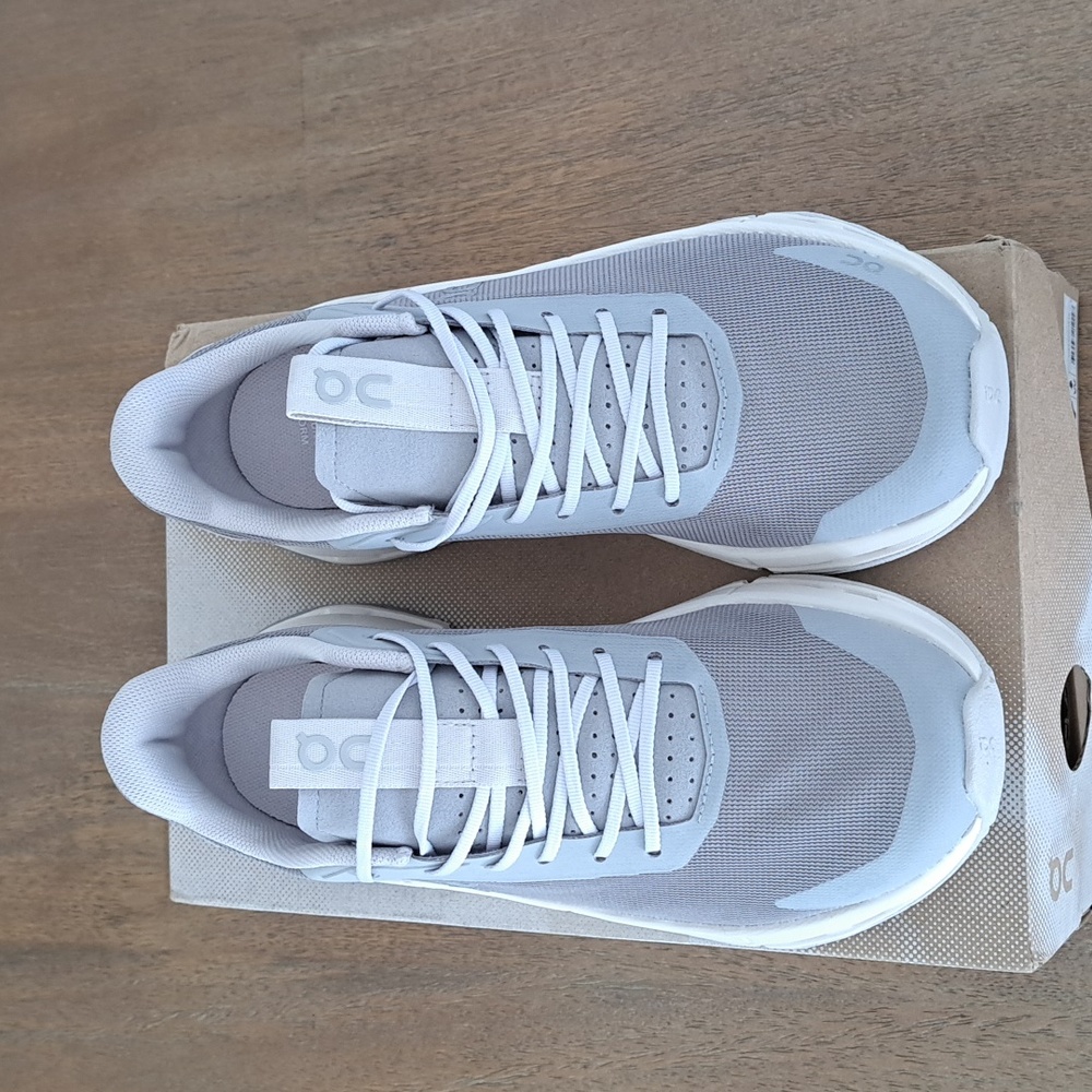On Cloudnova Form 2 - Color: Fog / Lavender - Size: Women 7 - Picture 2 of 9